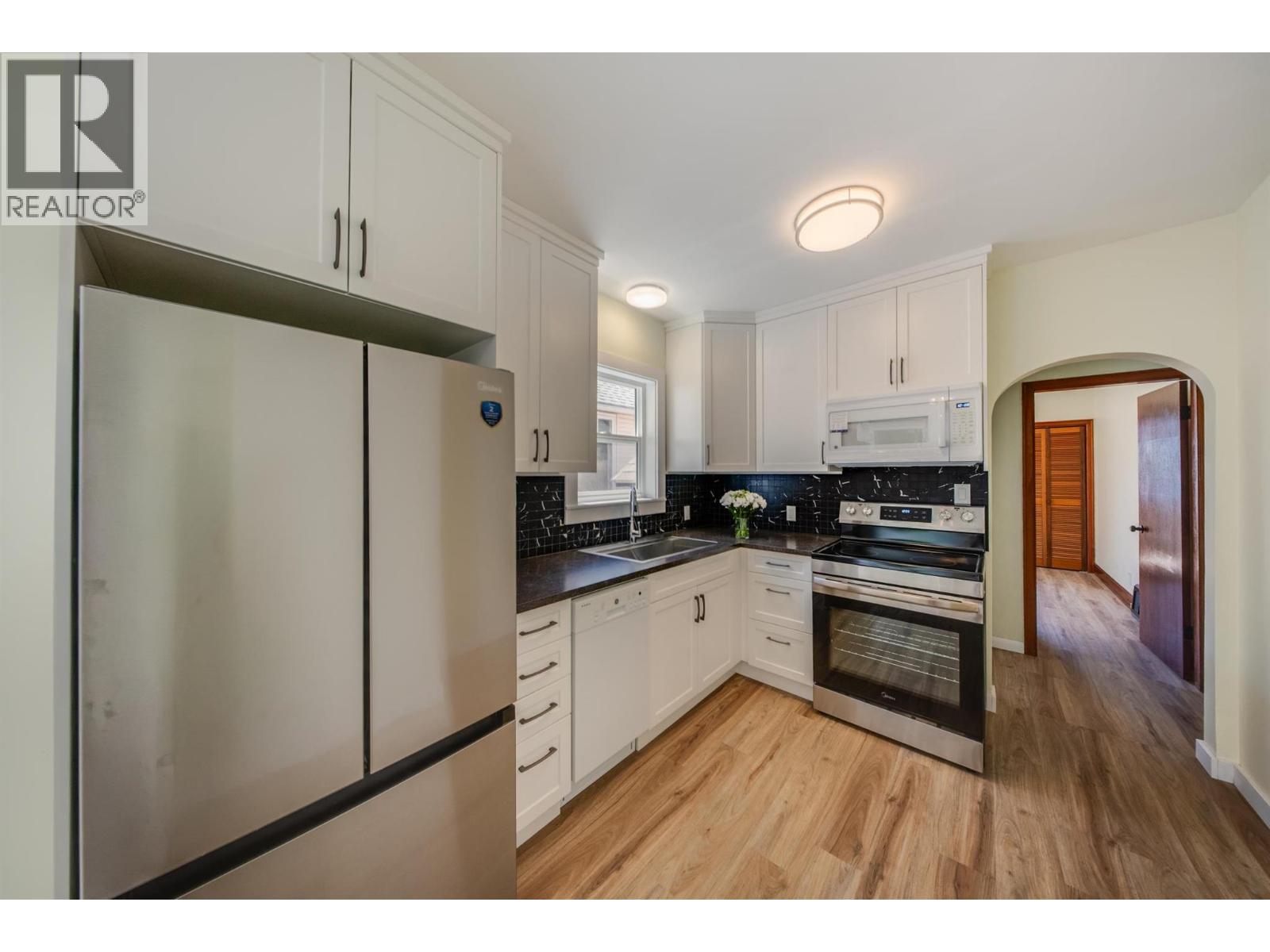 1110 Second Avenue - 6