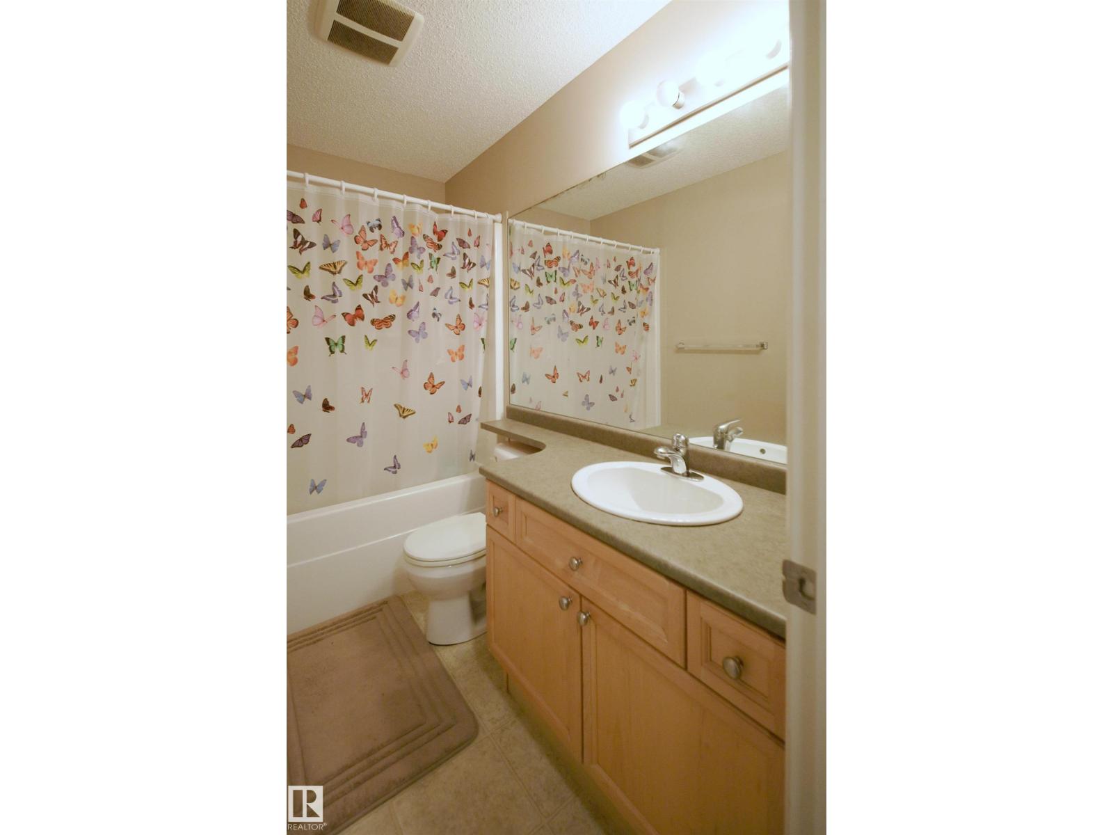 21207 90 Ave NW - 18