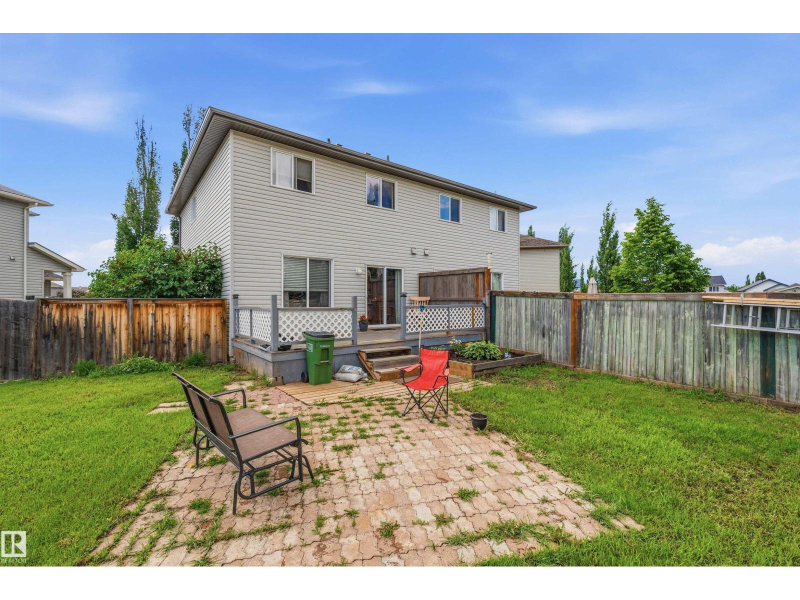 21207 90 Ave NW - 25