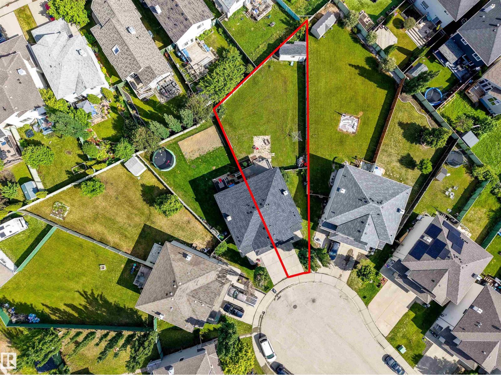21207 90 Ave NW - 29