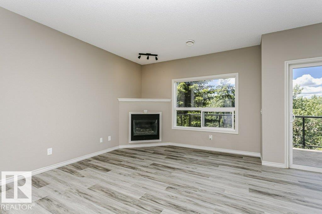 #101 3010 33 AV NW - 12