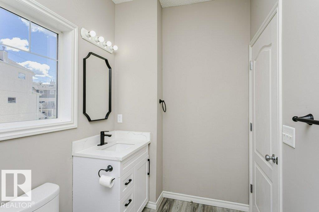 #101 3010 33 AV NW - 18