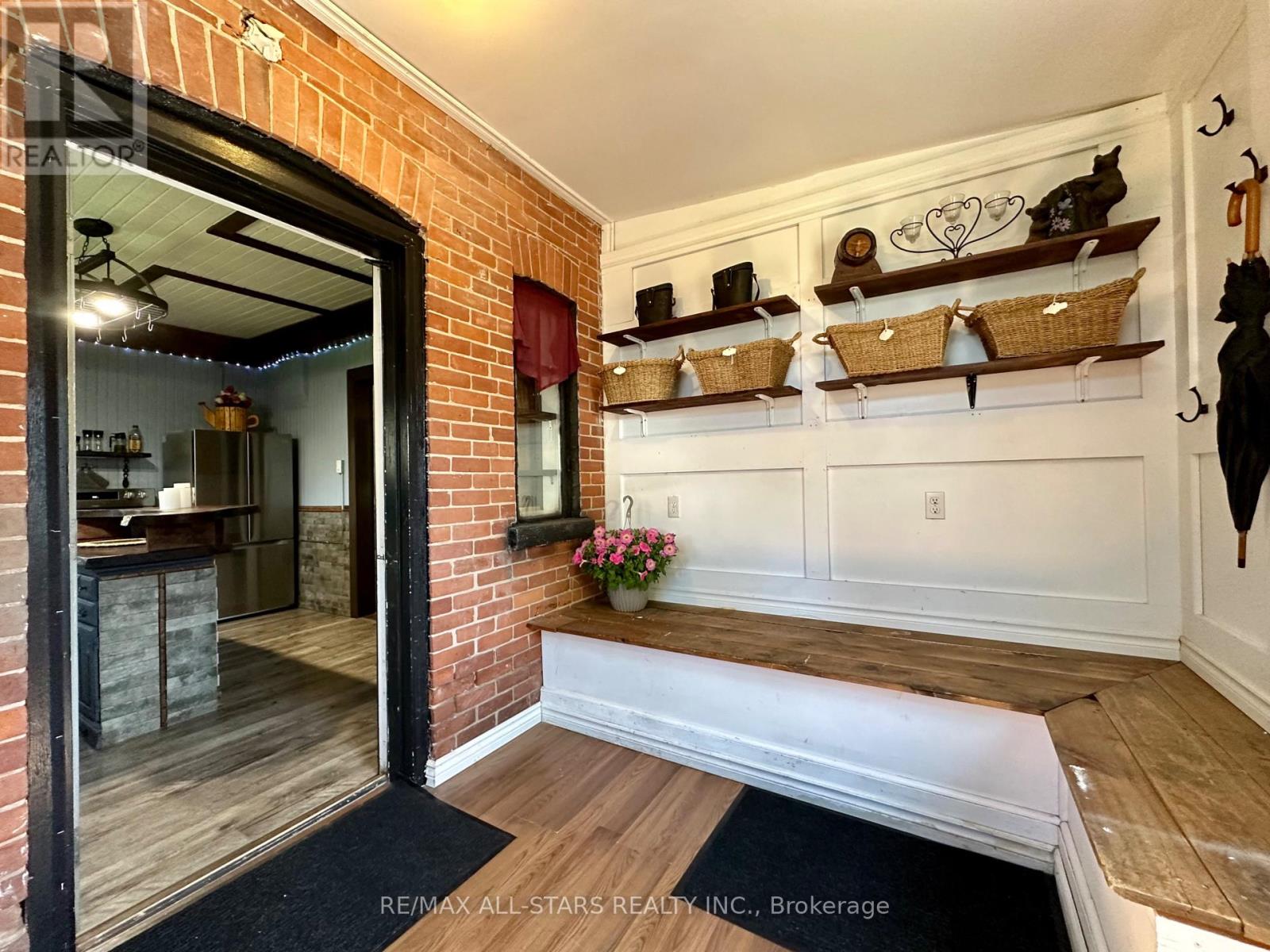 138 COLBORNE STREET - 24