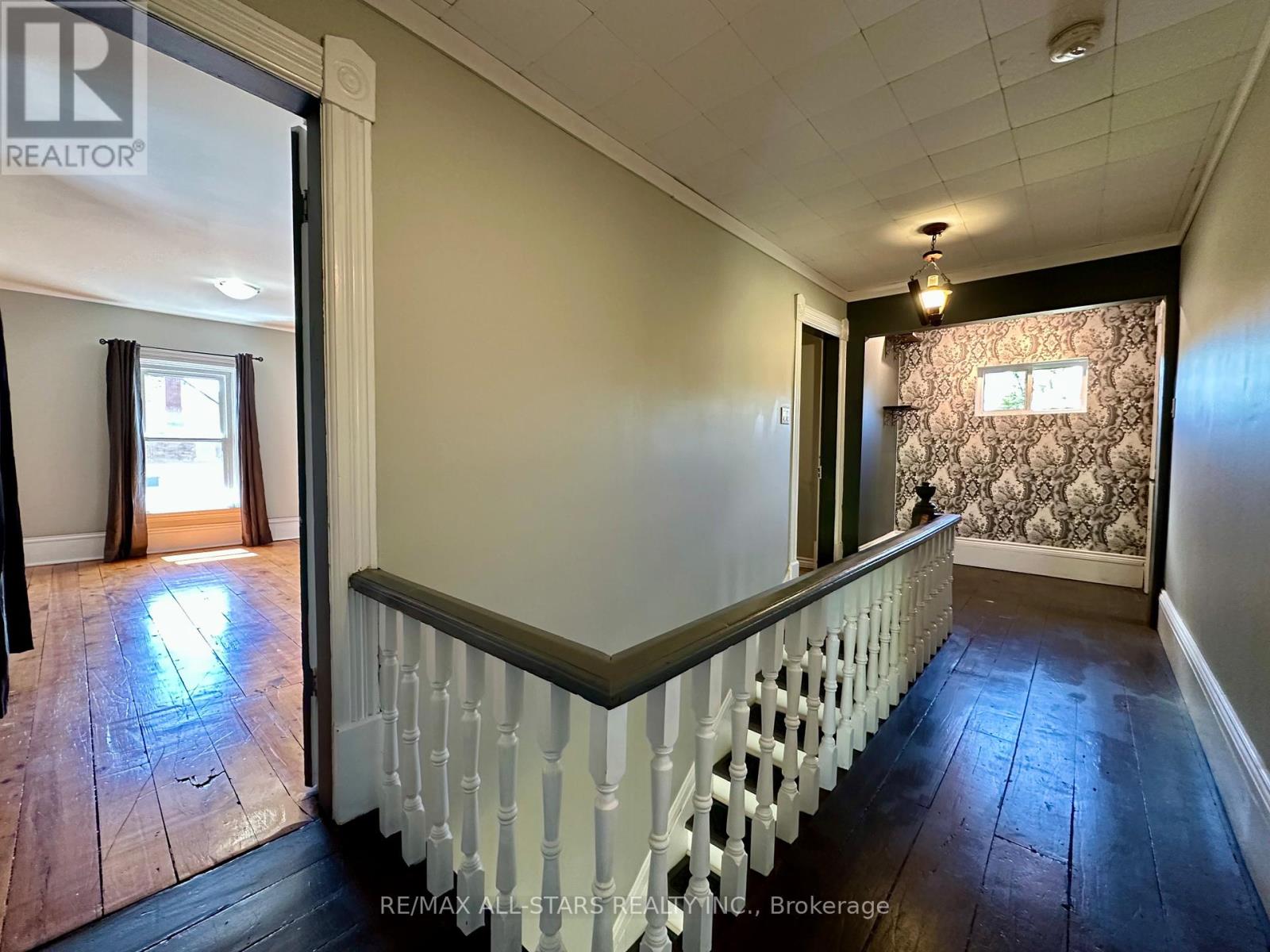 138 COLBORNE STREET - 31