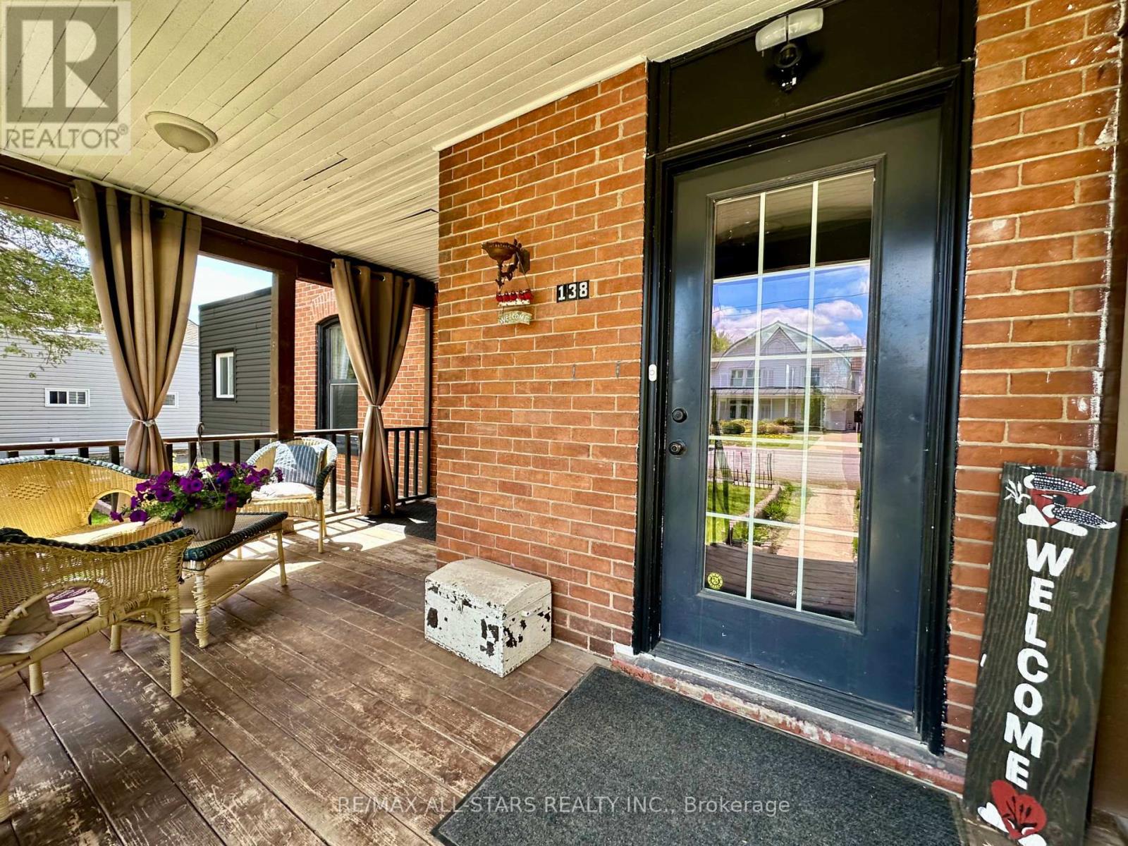 138 COLBORNE STREET - 4