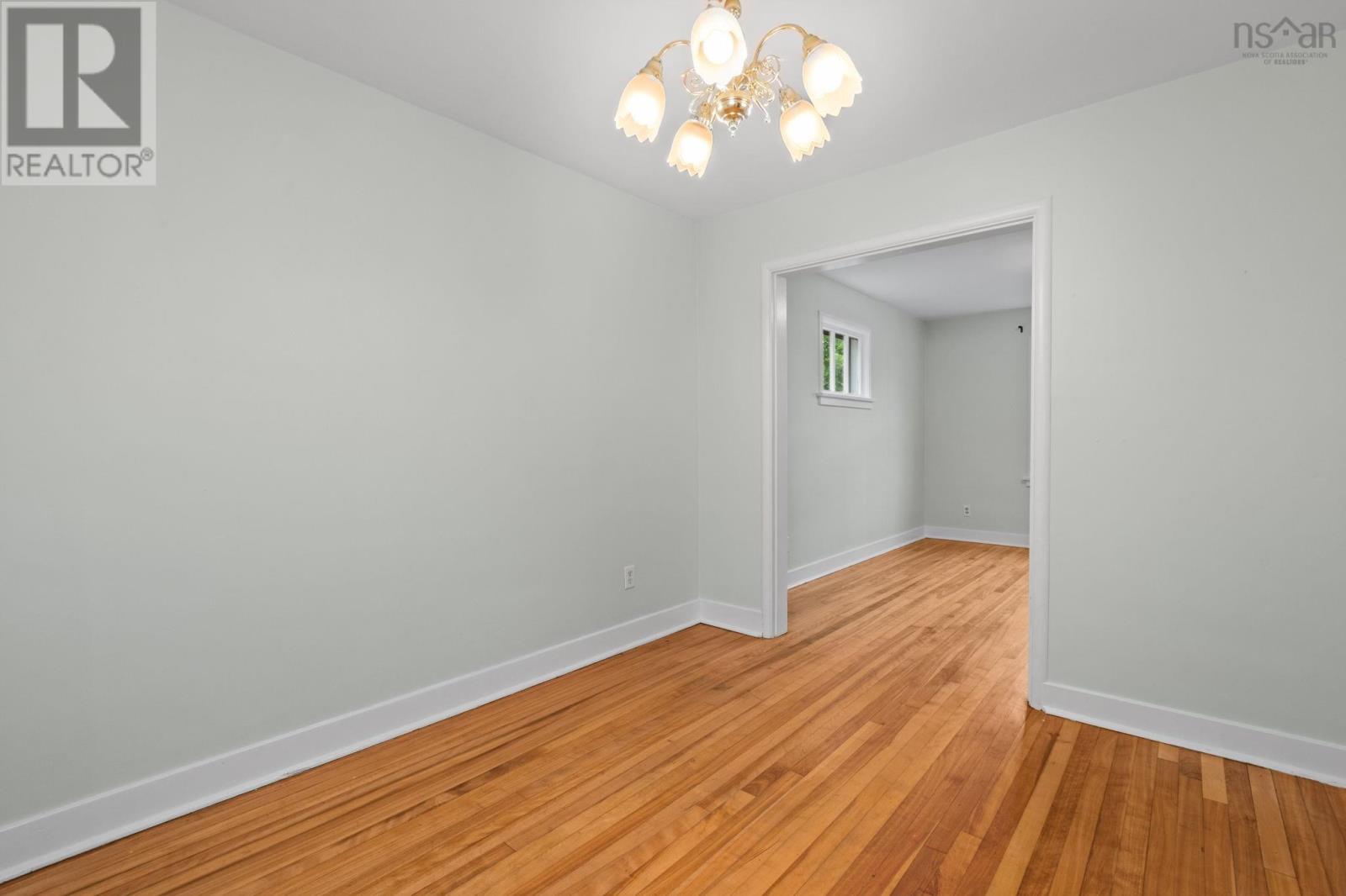 6921 Chebucto Road - 21