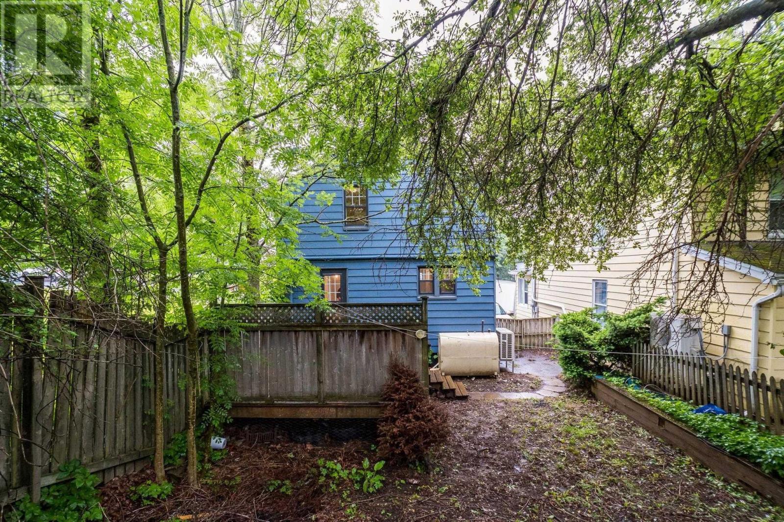 6921 Chebucto Road - 35