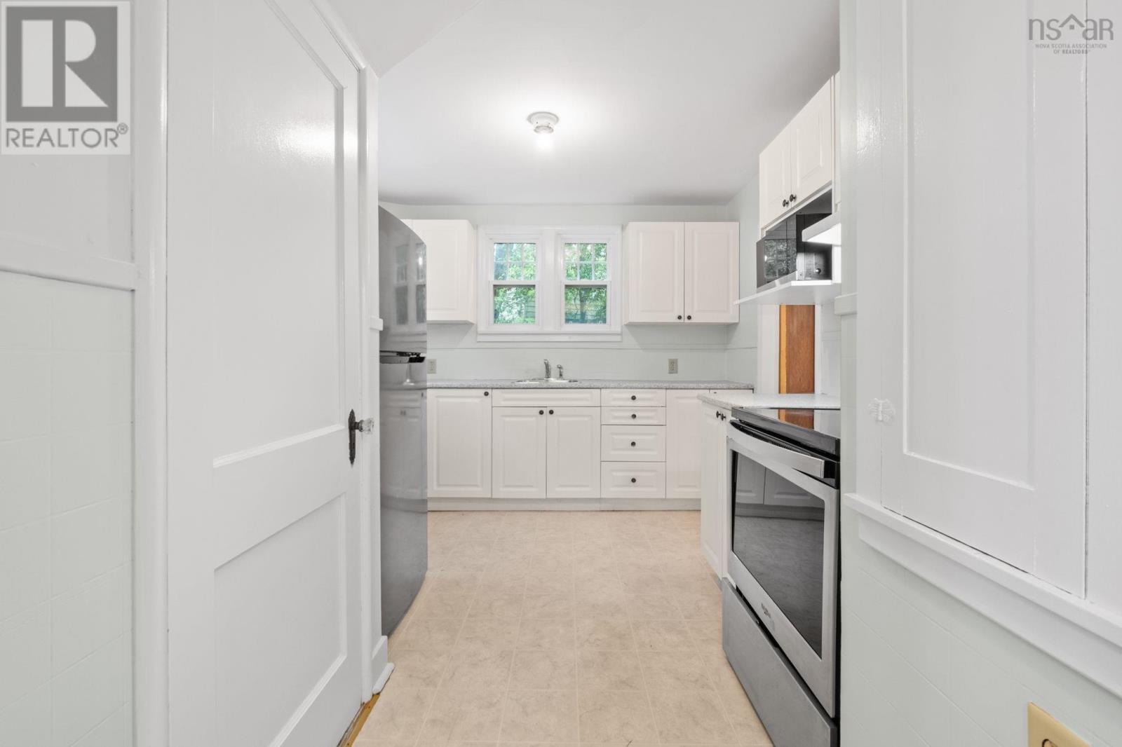 6921 Chebucto Road - 9