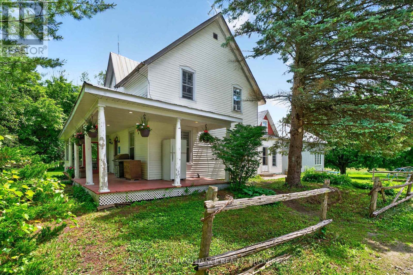 1462 COUNTY ROAD 8 - 1