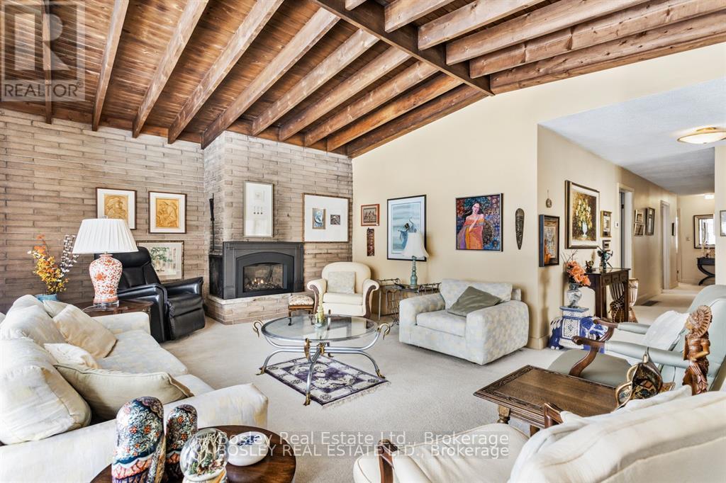 380 D'ARCY STREET - 14