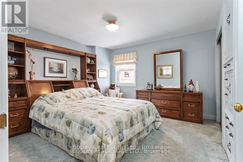 380 D'ARCY STREET - 22