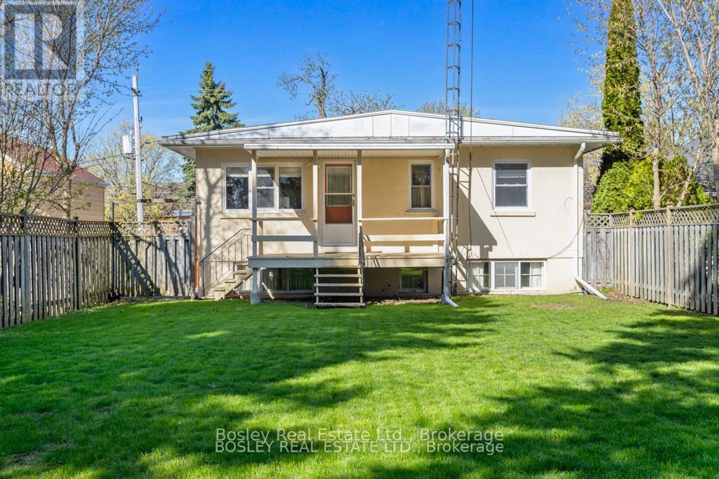 380 D'ARCY STREET - 39