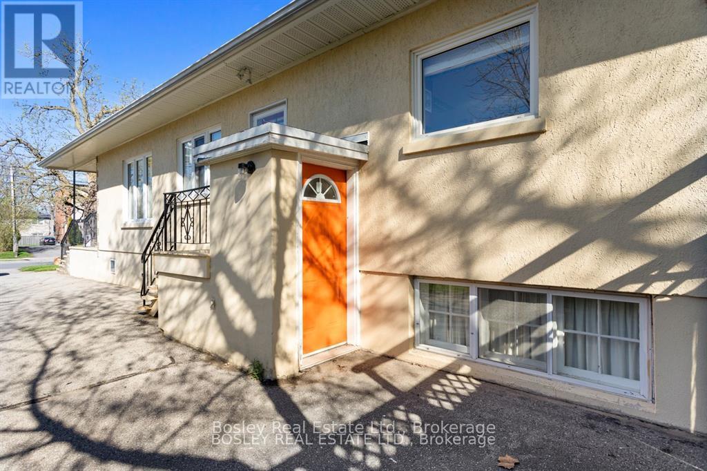 380 D'ARCY STREET - 7
