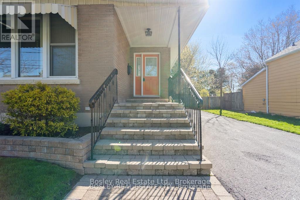 380 D'ARCY STREET - 8