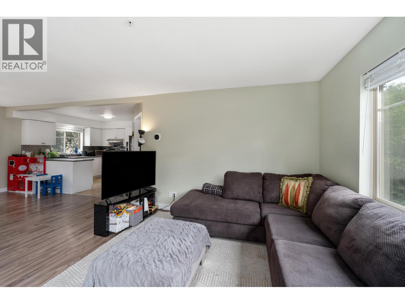 2 1449 VINE ROAD, Pemberton — photo 3
