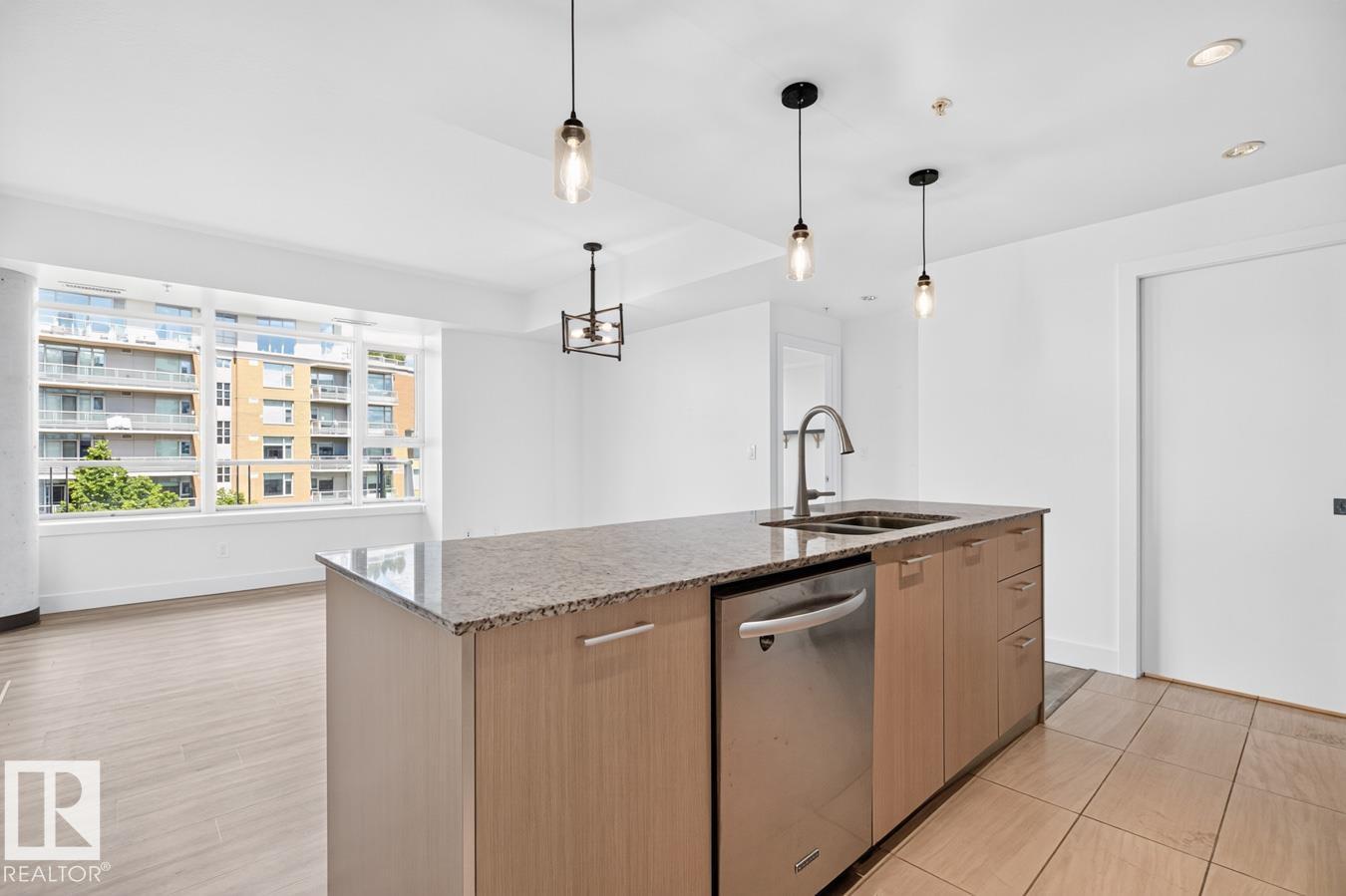 #407 2504 109 ST NW - 8