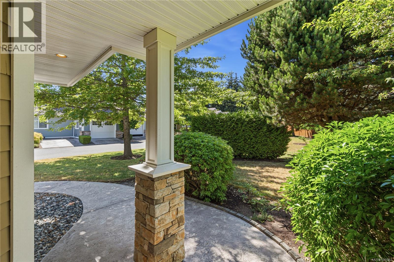 24 447 Pym St N, Parksville