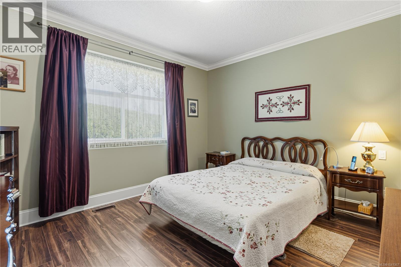 24 447 Pym St N, Parksville