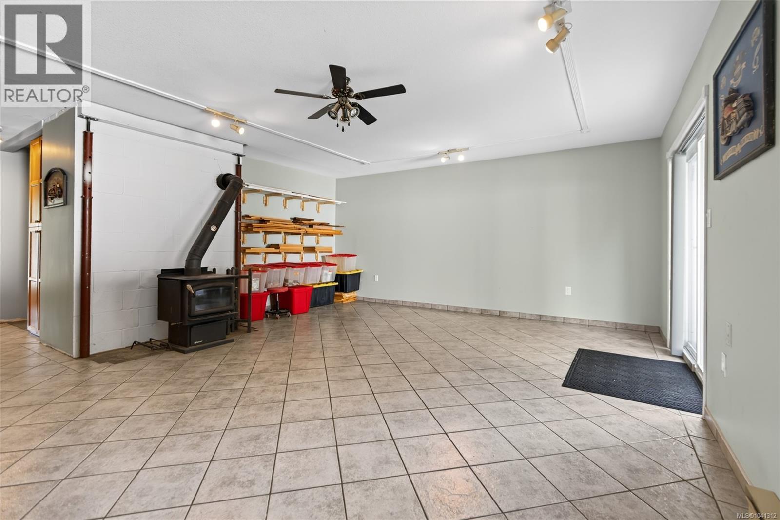 1663 Belair Rd - 35