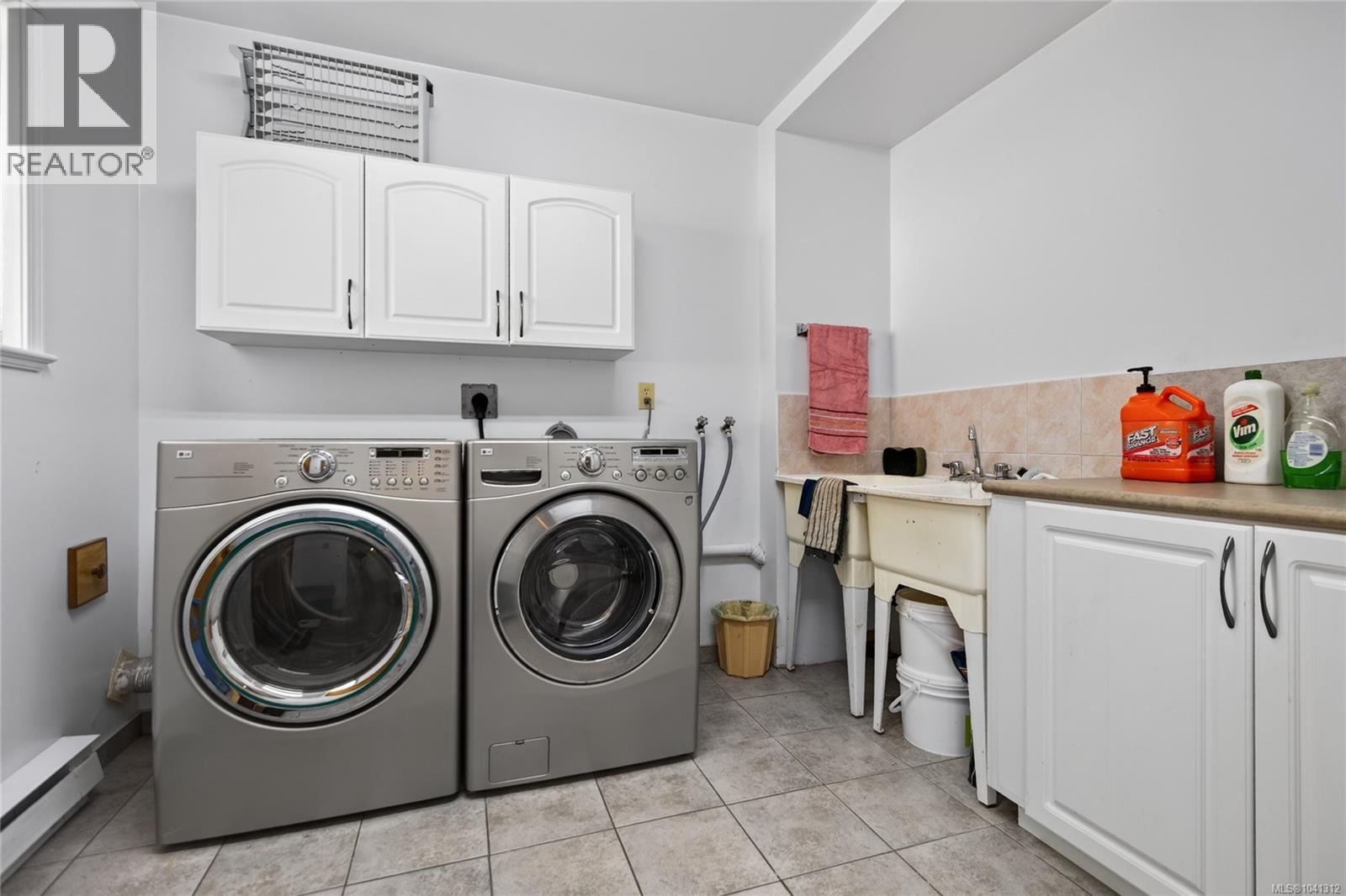 1663 Belair Rd - 38