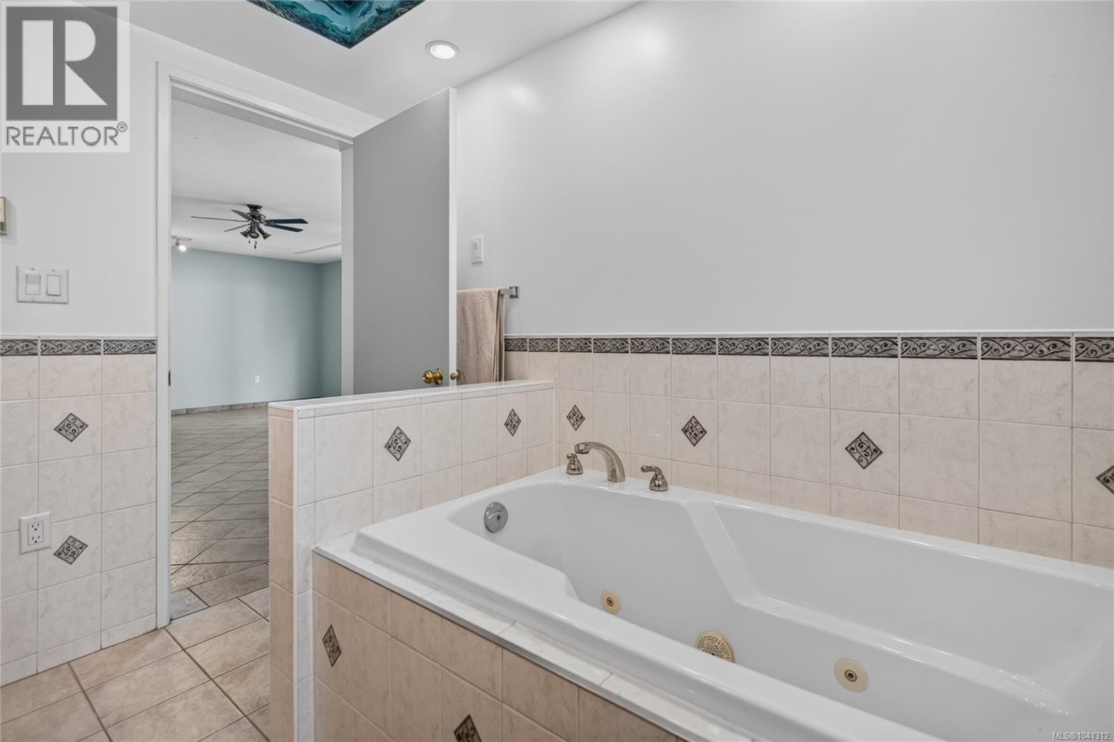 1663 Belair Rd - 40
