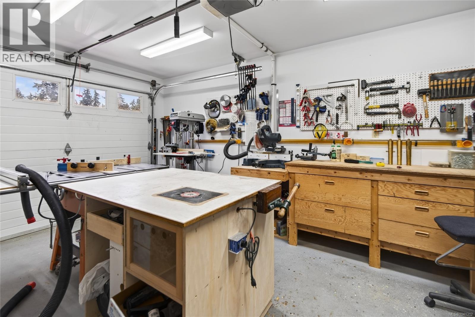 1663 Belair Rd - 44