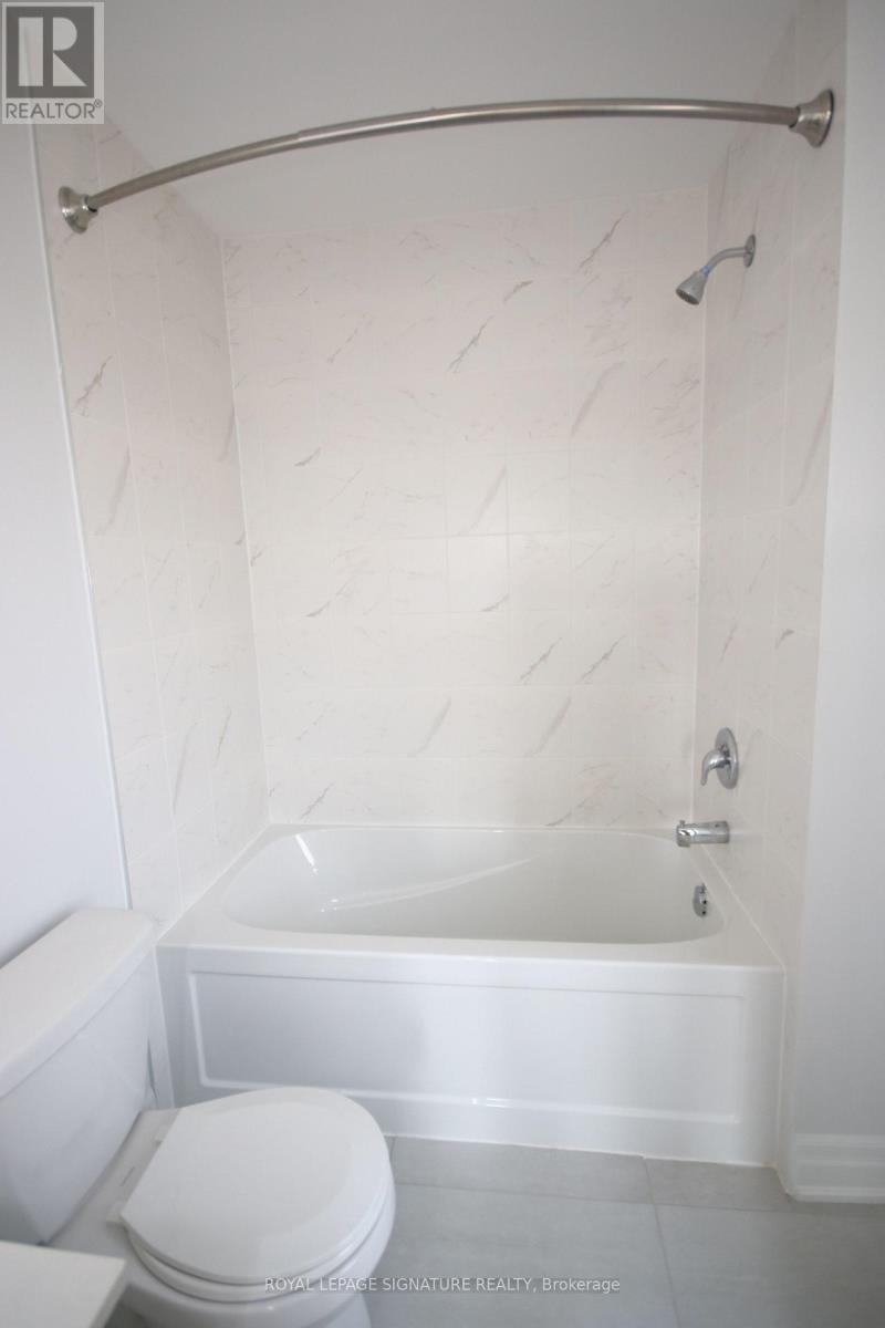 131 UNION BOULEVARD - 14