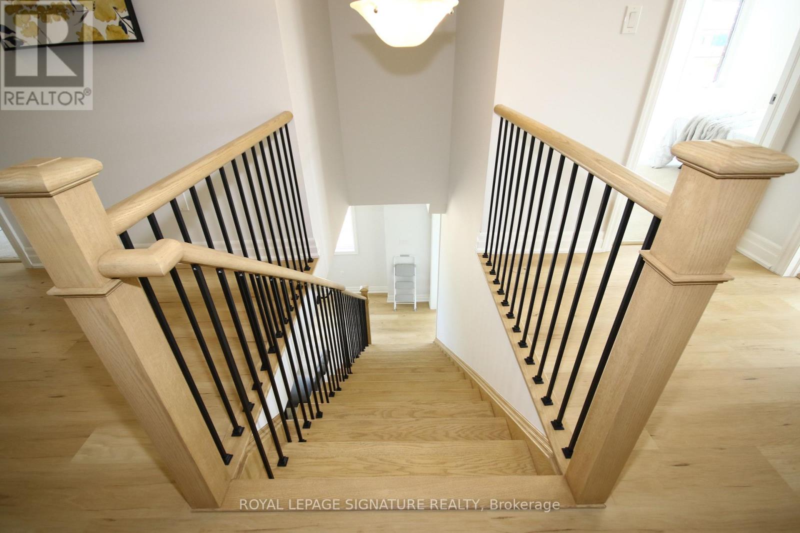 131 UNION BOULEVARD - 31