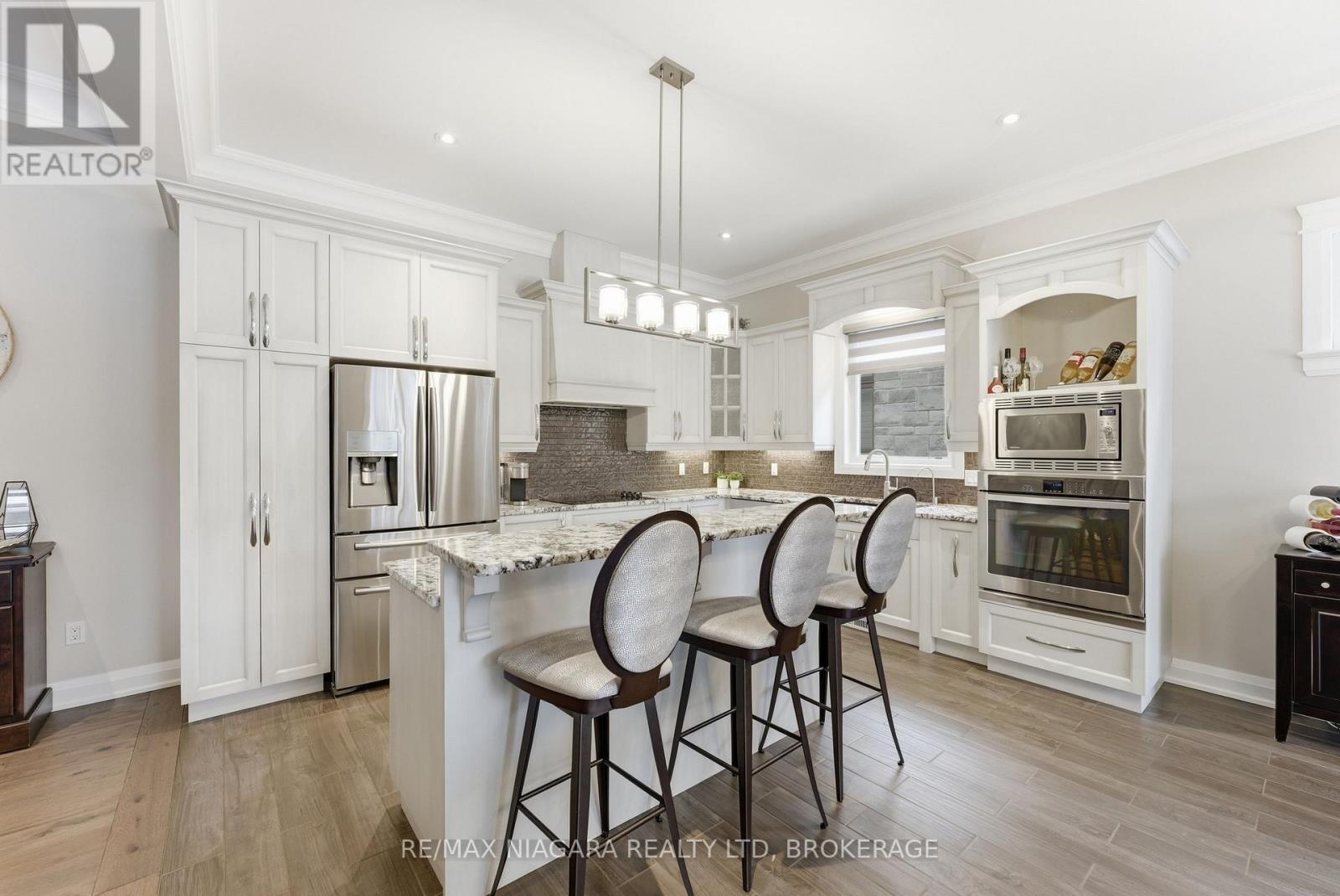 34 ANGELS DRIVE - 11