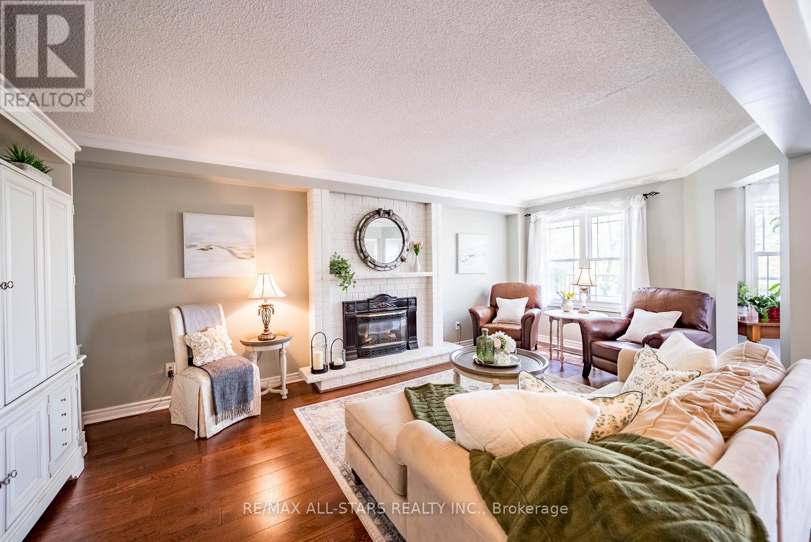 636 RUPERT AVENUE - 14