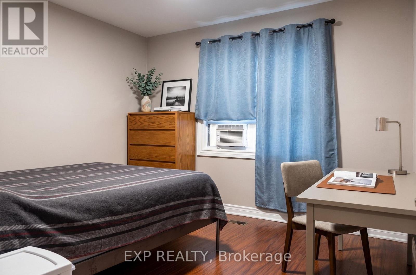 2 Bed, 1 Bath Multi-Family for Rent in Ottawa – 42 LAVERGNE STREET, Ottawa – MLS# X13484240 - Image 11