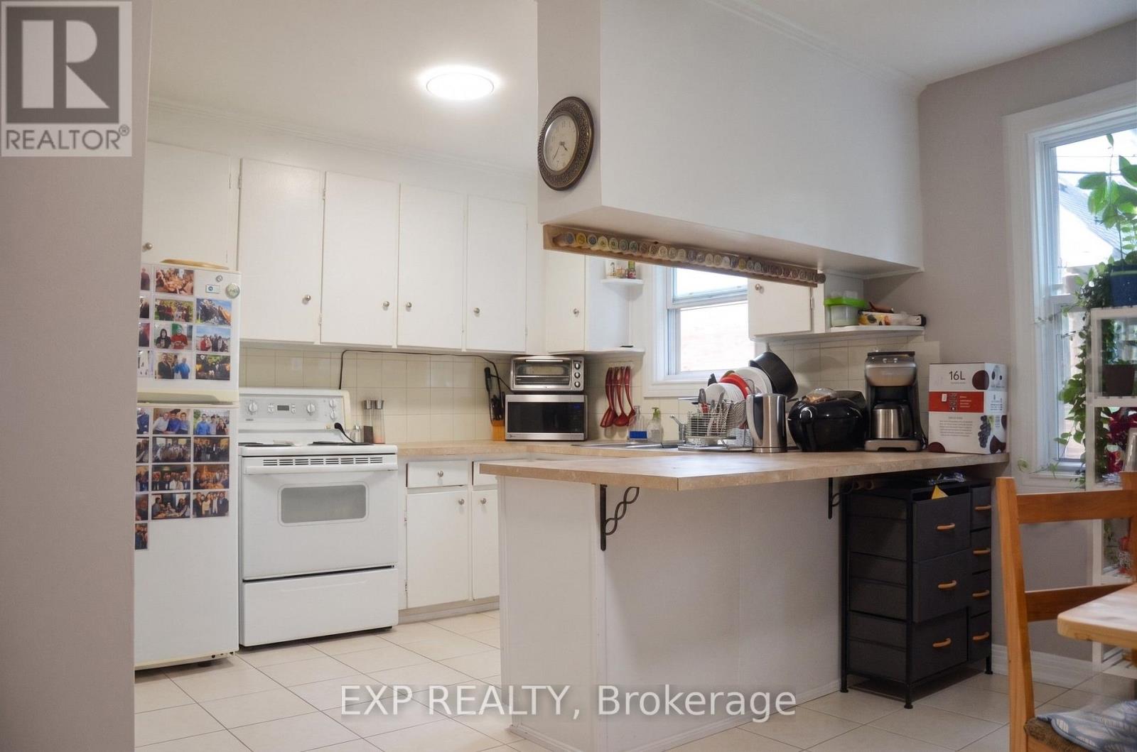 2 Bed, 1 Bath Multi-Family for Rent in Ottawa – 42 LAVERGNE STREET, Ottawa – MLS# X13484240 - Image 14