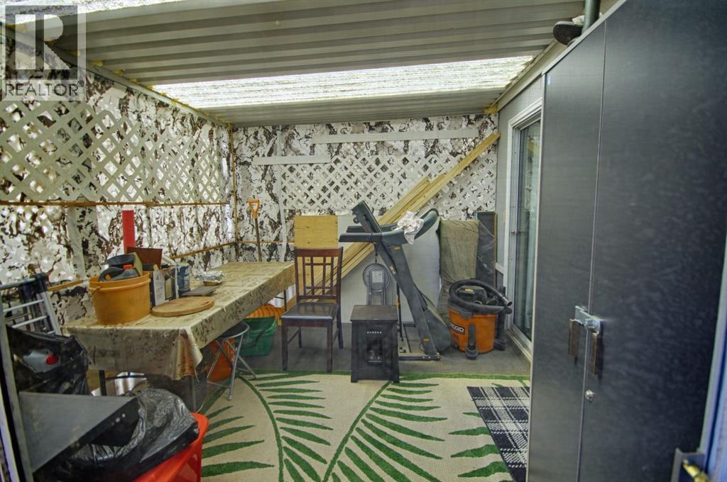 2910 29 Street S - 20