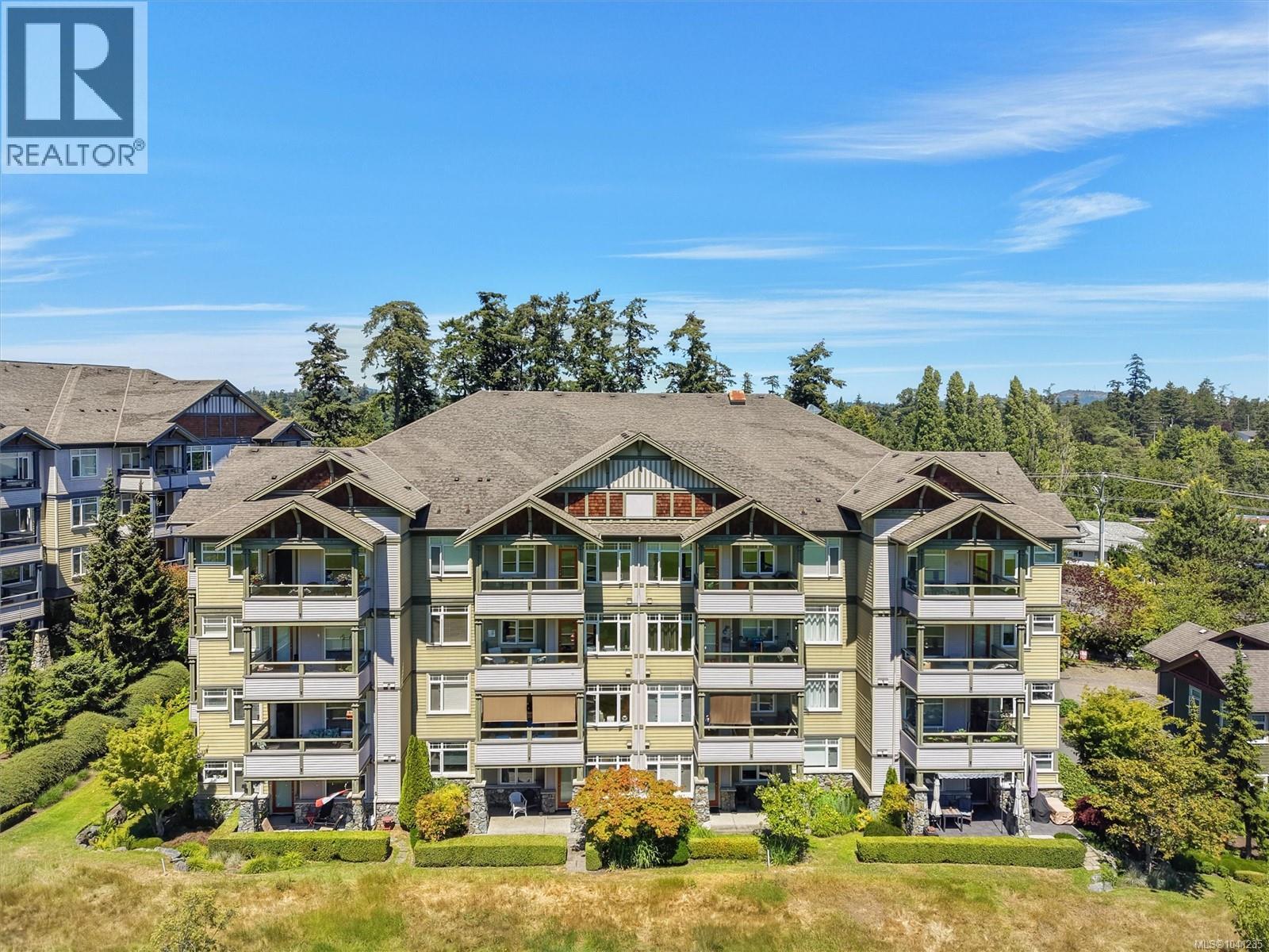 203C 1115 Craigflower Rd, Esquimalt
