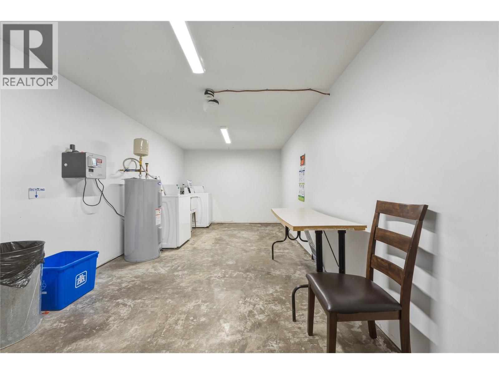 #218 3505 38 Street - 32