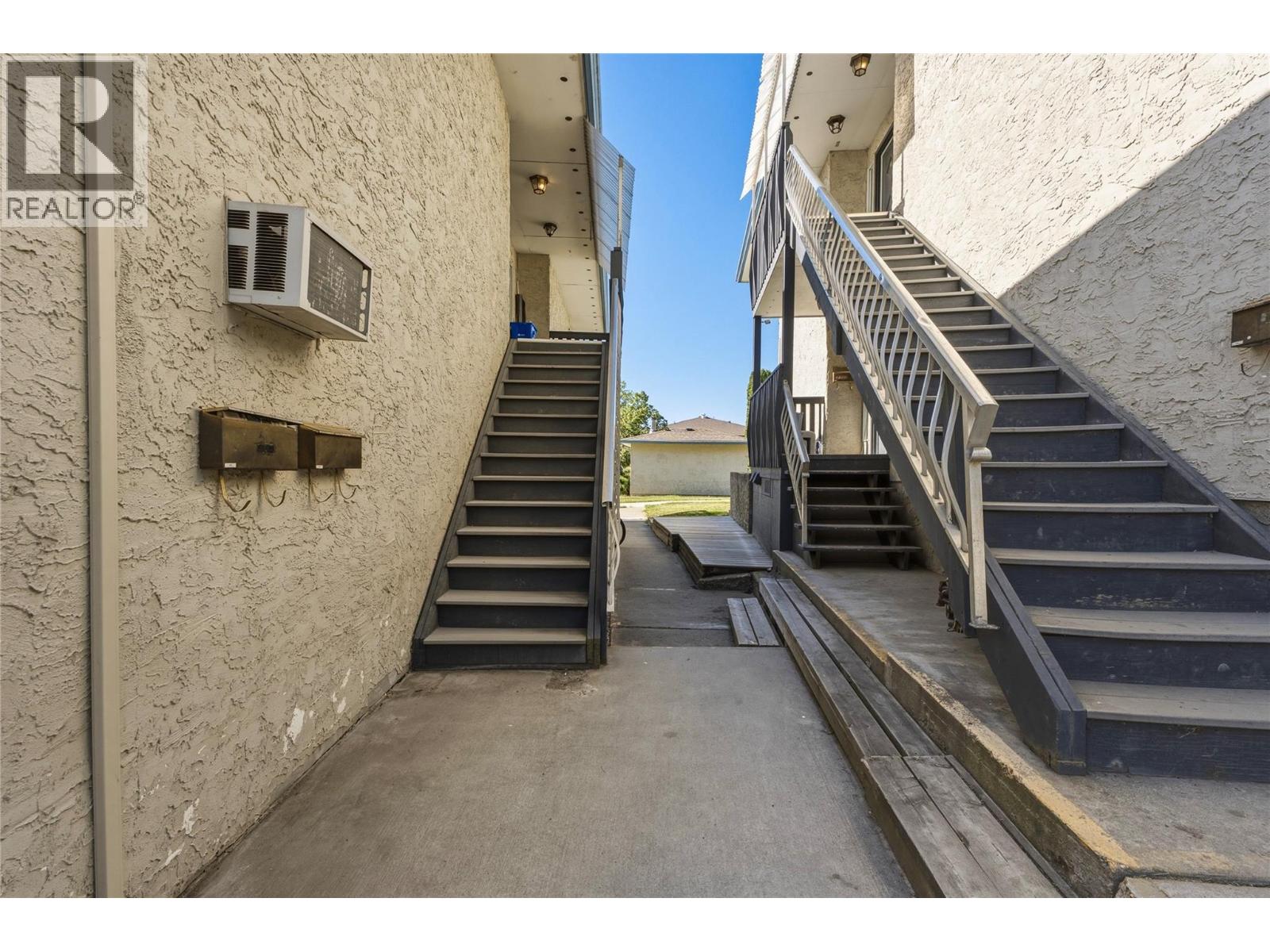 #218 3505 38 Street - 29