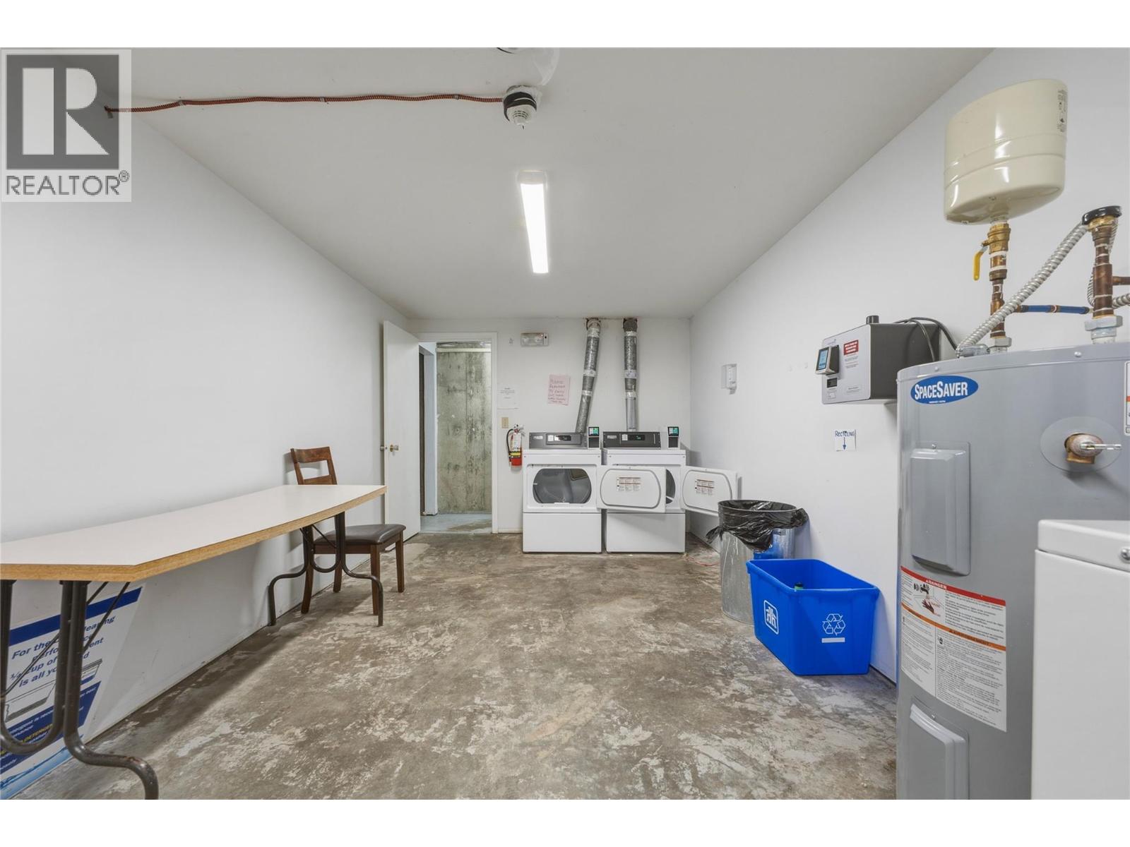 #218 3505 38 Street - 33