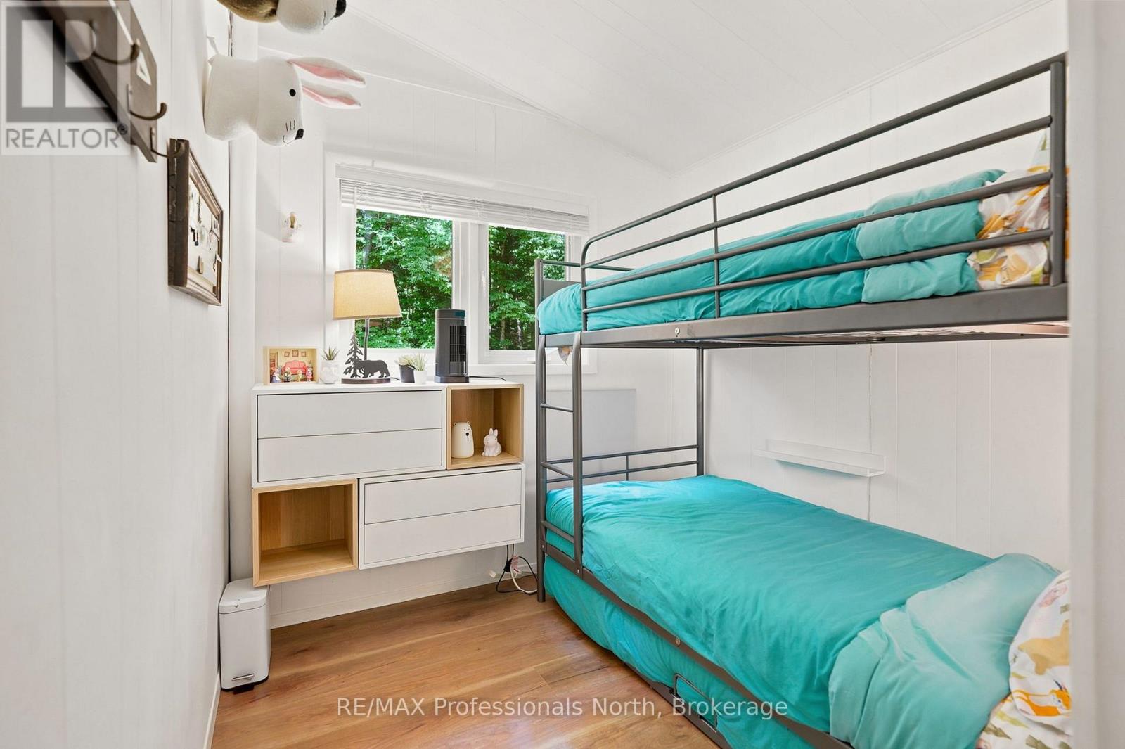 1245 SHERWOOD FOREST ROAD - 31