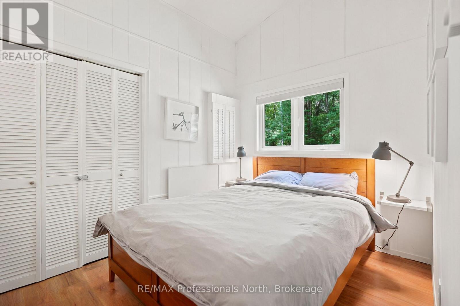 1245 SHERWOOD FOREST ROAD - 32