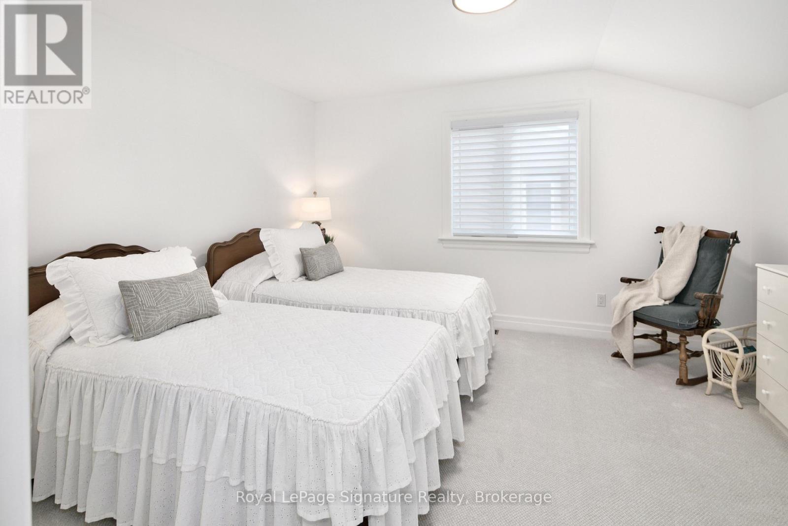 114 DOVE DRIVE W - 19