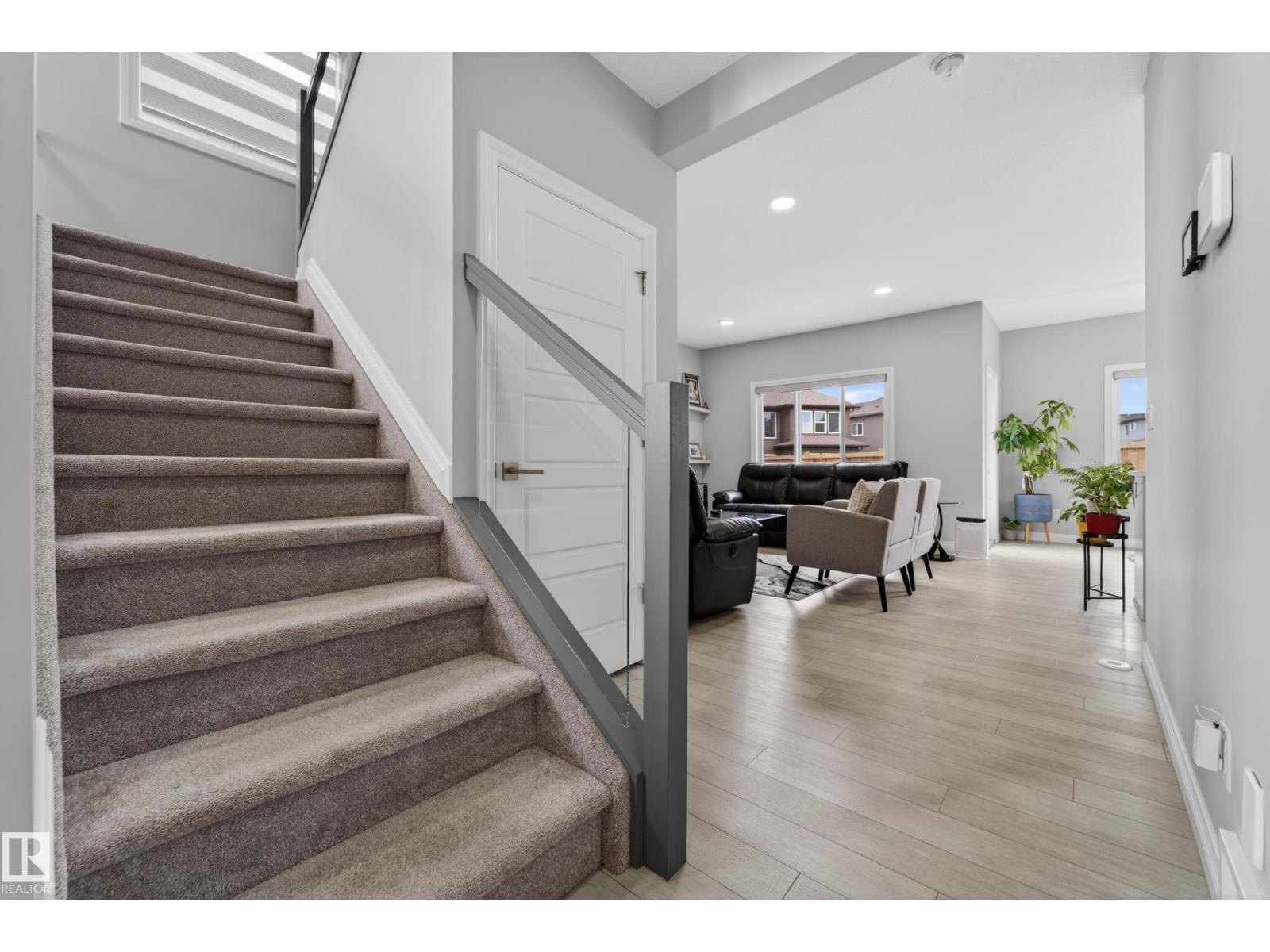 1231 26 ST NW - 19