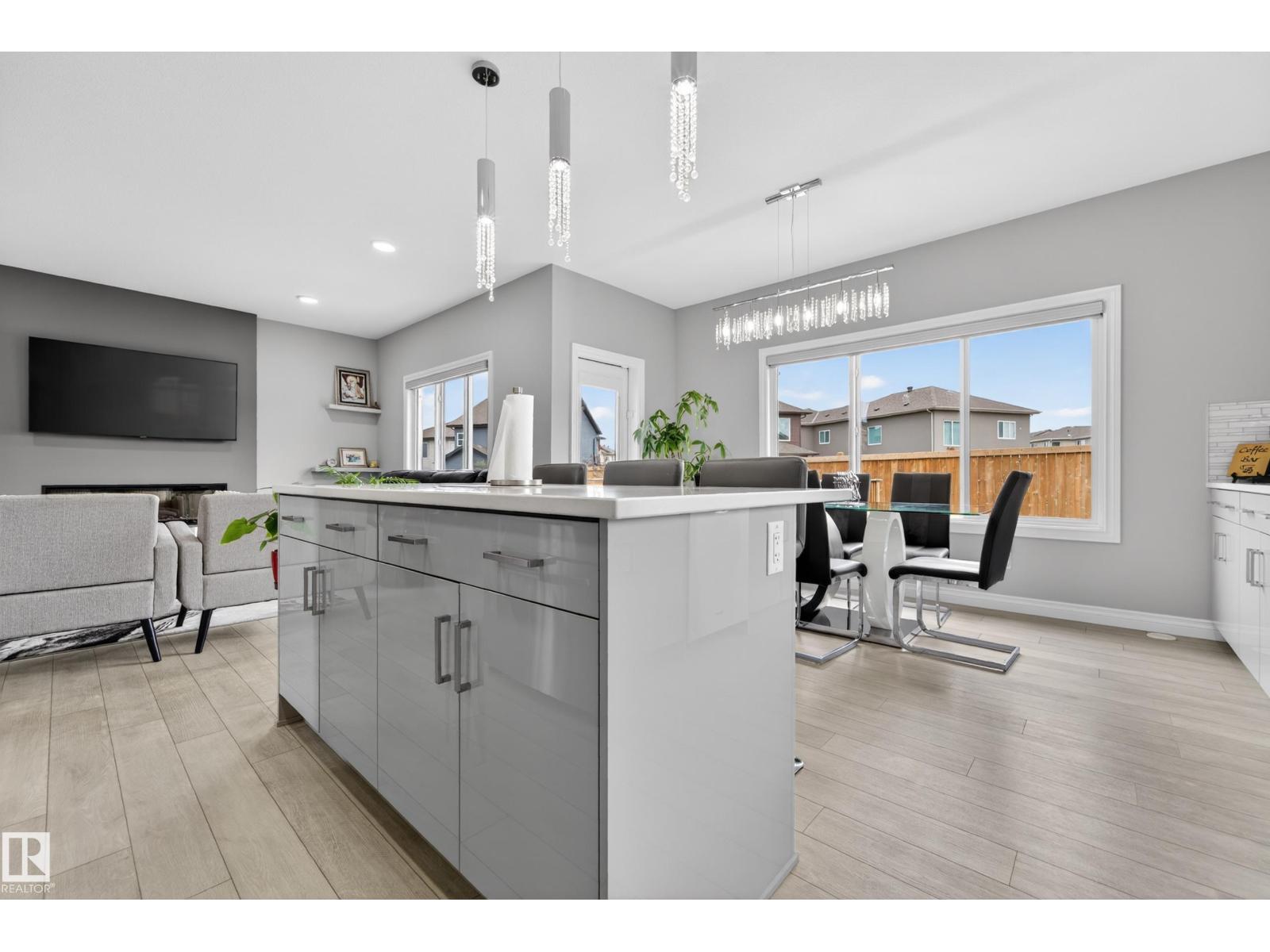 1231 26 ST NW - 26