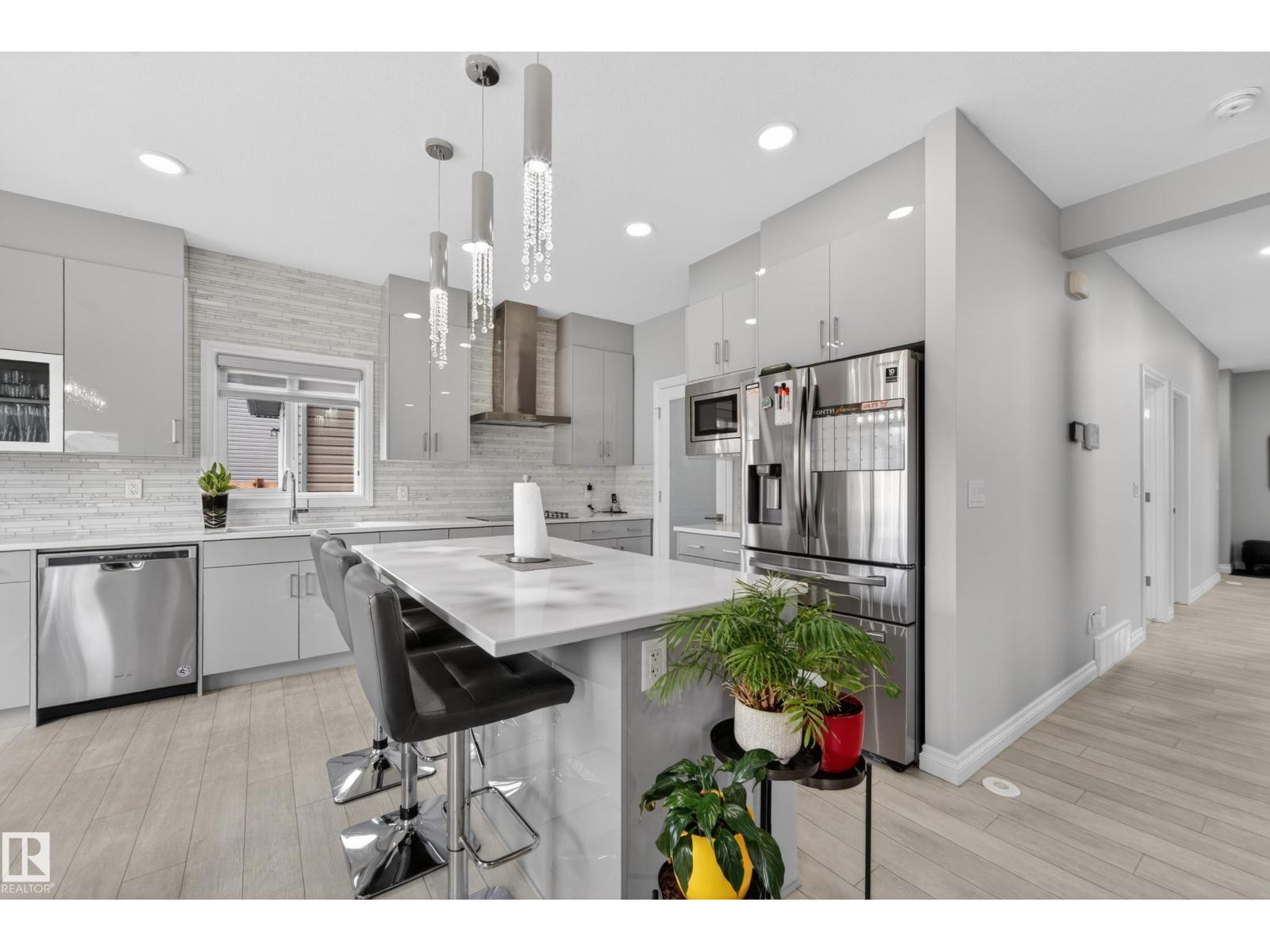 1231 26 ST NW - 31