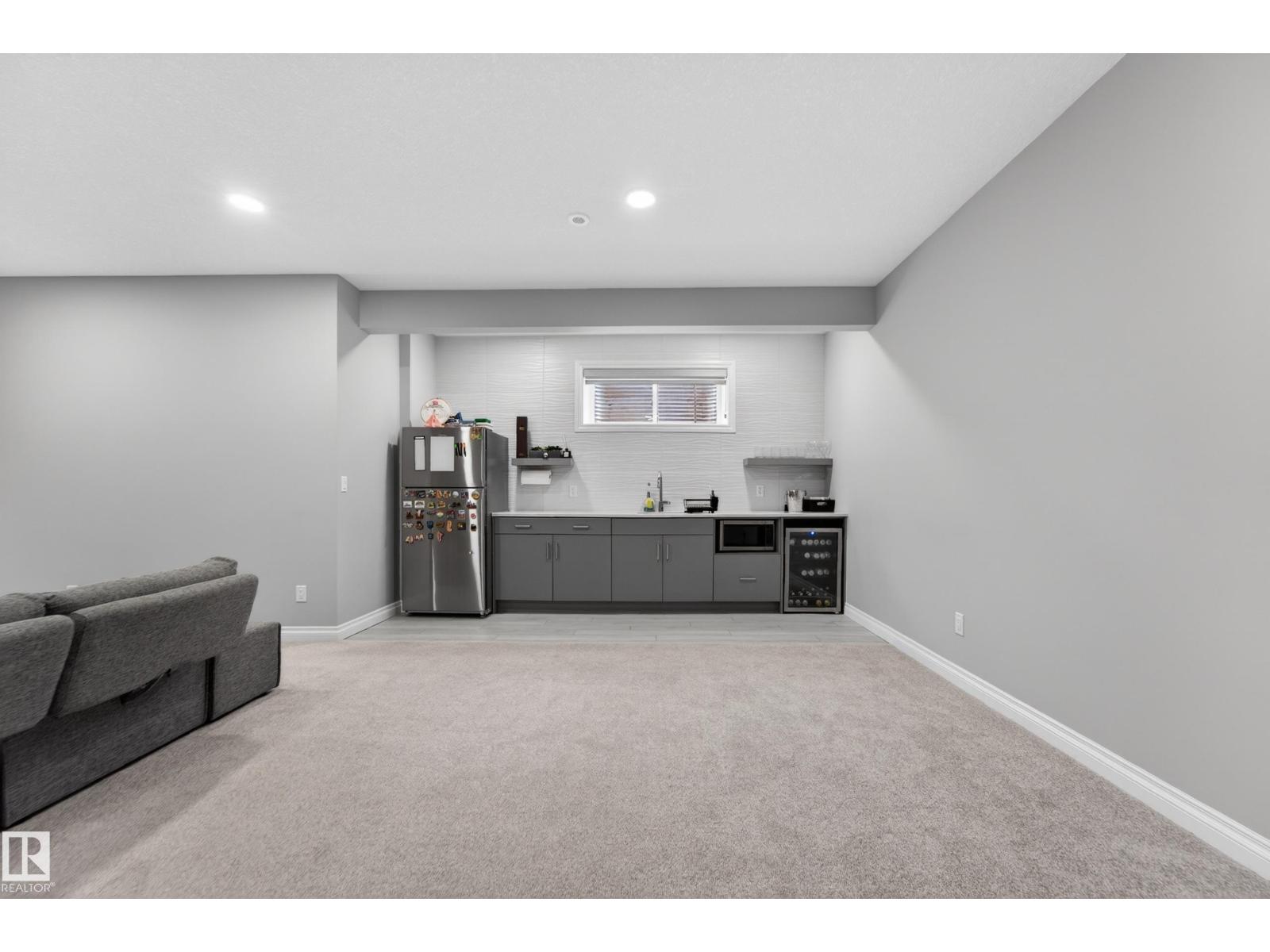 1231 26 ST NW - 55