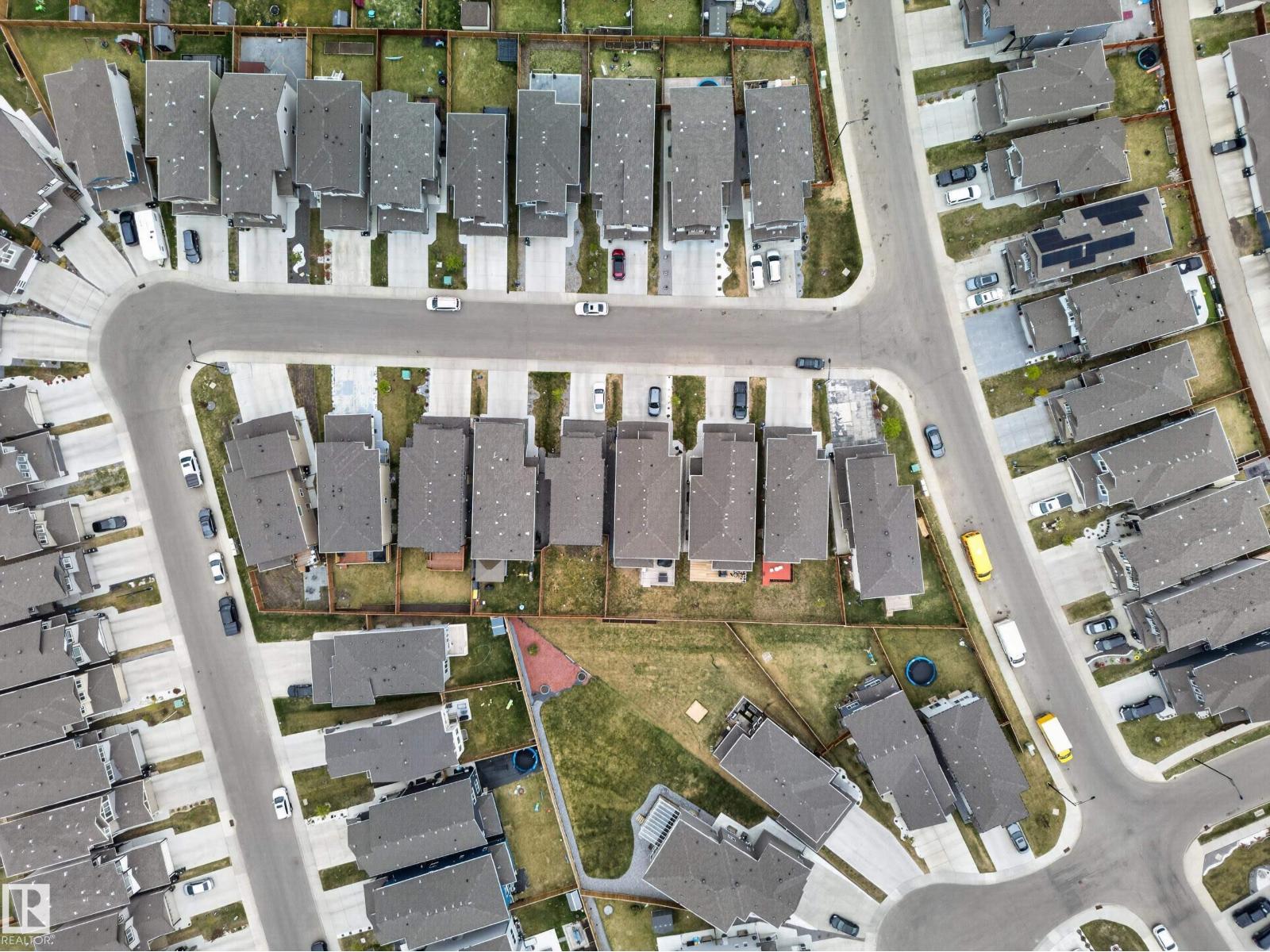 1231 26 ST NW - 64