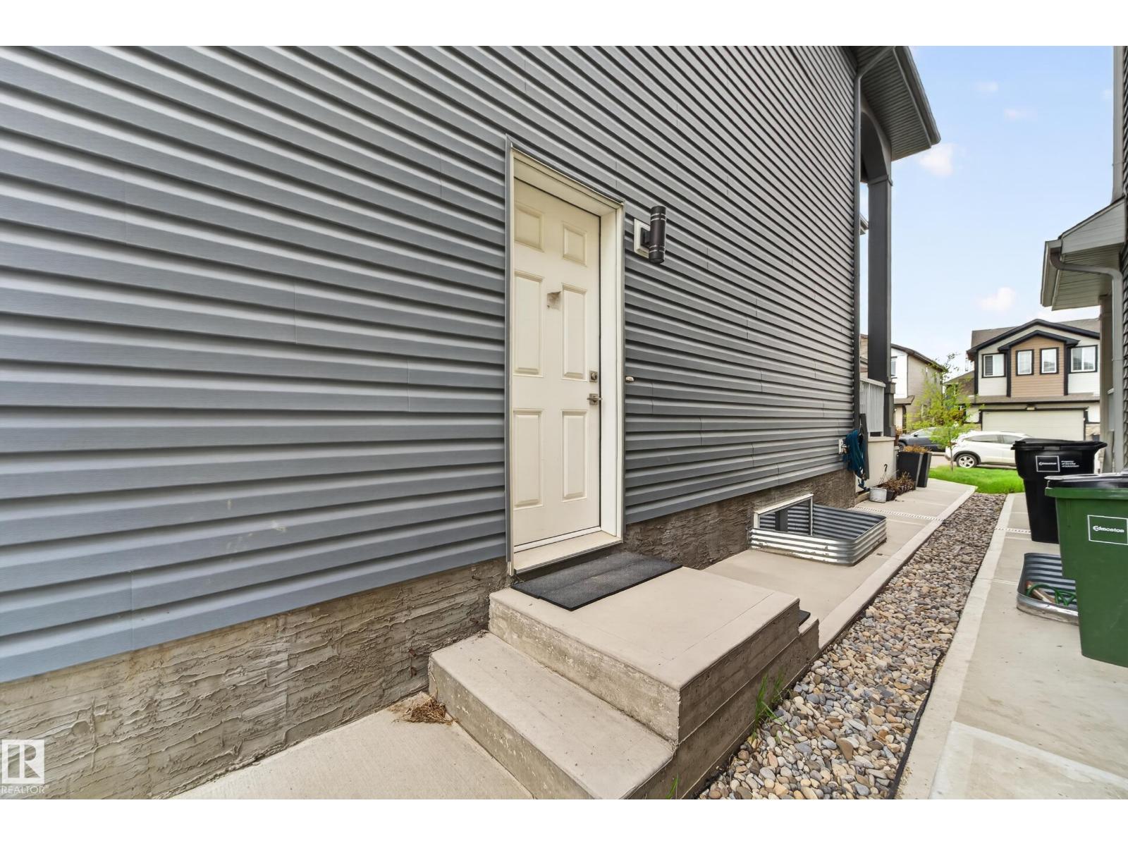 1231 26 ST NW - 67