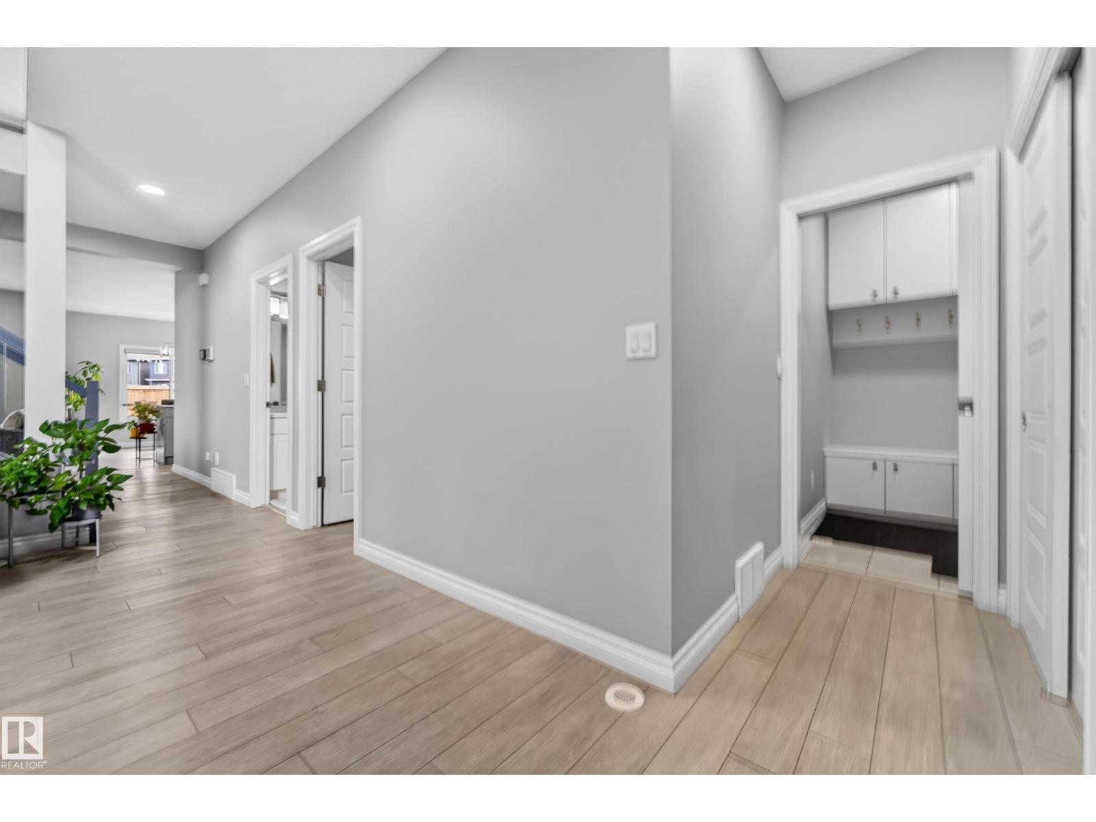 1231 26 ST NW - 9