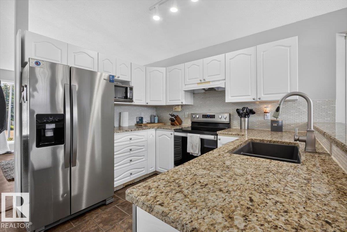 3907 33 ST NW - 17