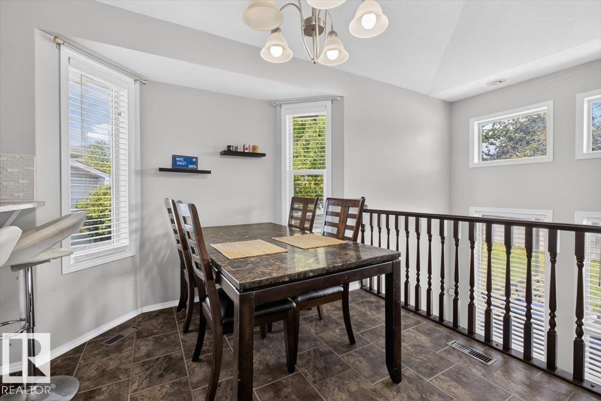 3907 33 ST NW - 19