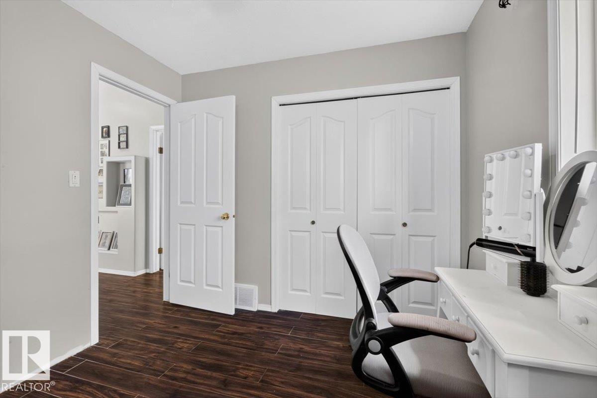 3907 33 ST NW - 26